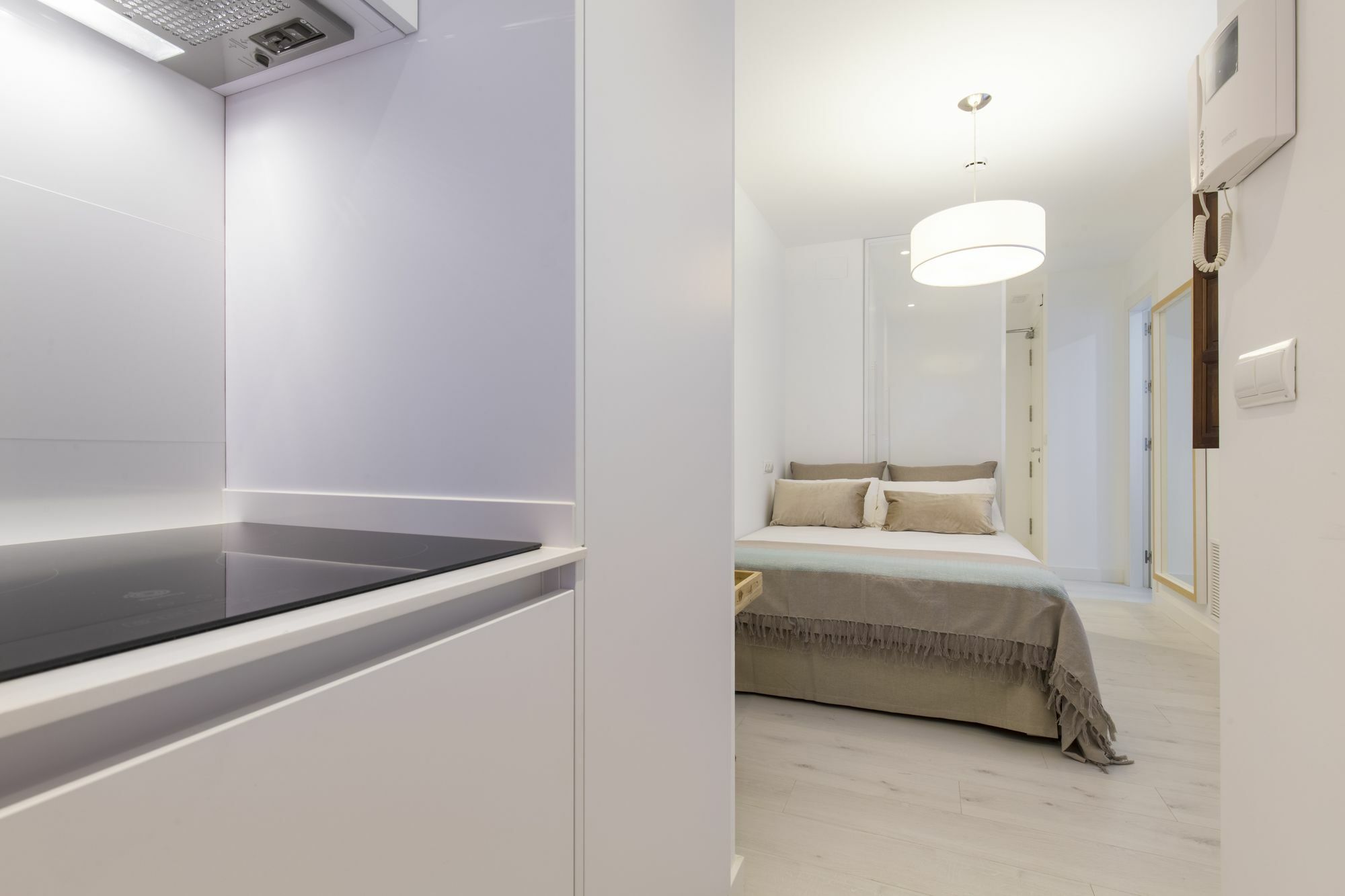 Shine Alcaiceria Aparthotel Гранада Екстериор снимка