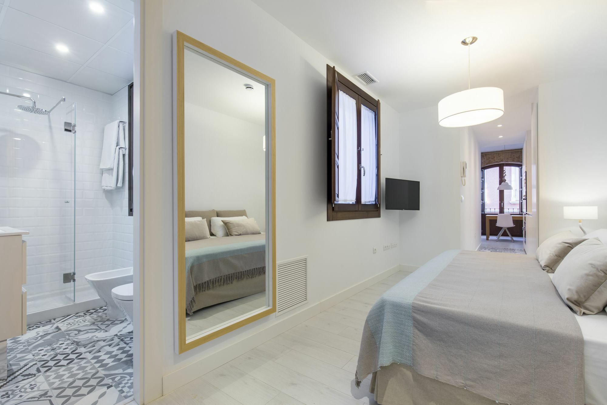 Shine Alcaiceria Aparthotel Гранада Екстериор снимка